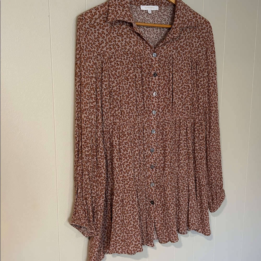Olivaceous Brown Floral Button-Down Blouse Medium - Picture 3 of 8